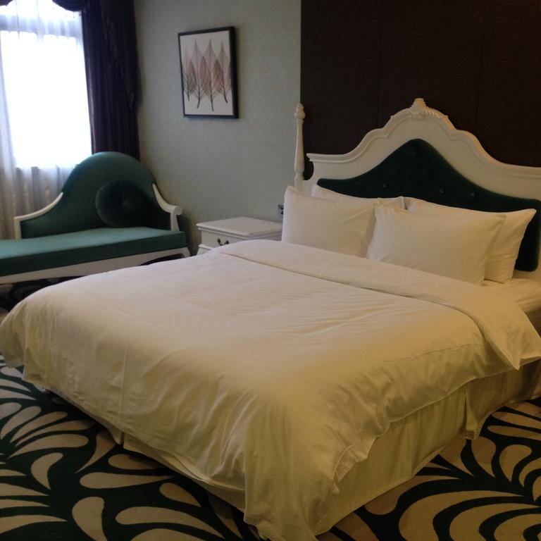 Shidu Purple Yuet Hotel تشونغتشينغ الغرفة الصورة