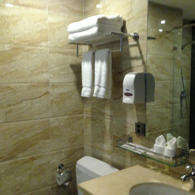 Shidu Purple Yuet Hotel تشونغتشينغ الغرفة الصورة