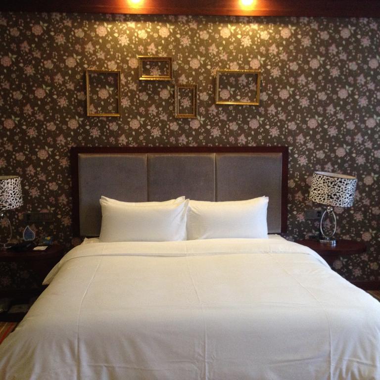 Shidu Purple Yuet Hotel تشونغتشينغ الغرفة الصورة